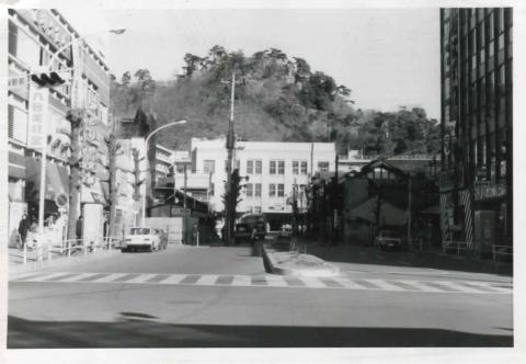 昭和49年ころの青梅駅前