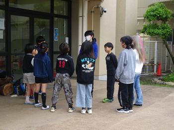 代表委員会による挨拶運動の画像2