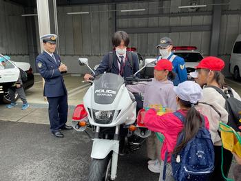 3年生と社会科見学に行ってきましたの画像17