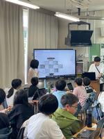 4時間目に、6年2組の教室の画像7