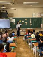 子供たちはよく集中して学習を進めていましたの画像