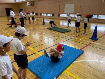  ​特別授業　「マット遊びで伝説の忍者になろう！！」の画像6