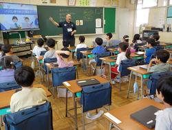 初めてのクロームブックに挑戦！　6月28日の画像1