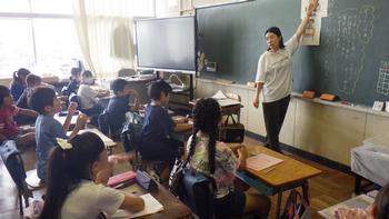 6月28日（木曜日）道徳   「小林先生が1組で」の画像1