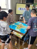 2時間目、5年2組の教室の画像3