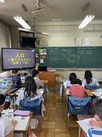 2時間目、5年2組の教室の画像6
