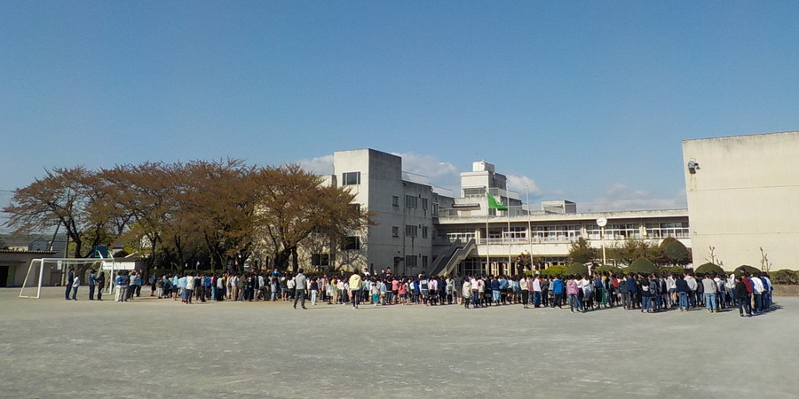 青梅市立若草小学校校舎