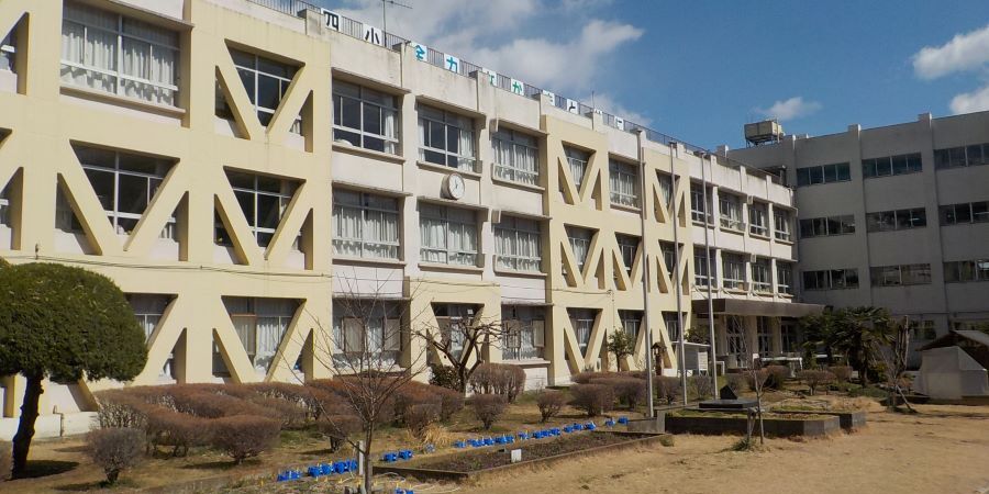 第四小学校校舎