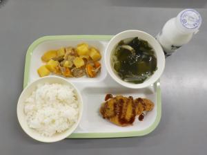 給食の写真