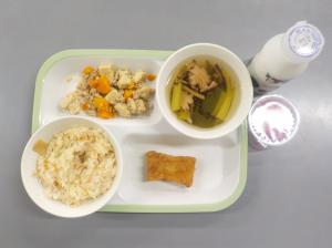 給食の写真
