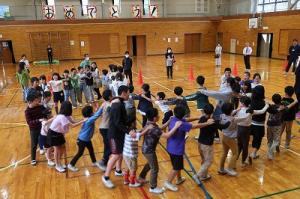 1年生を迎える会じゃんけん列車