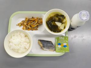 給食の写真