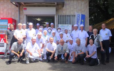 7月19日東原水泳場の売店開会式の写真