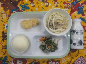 給食の写真
