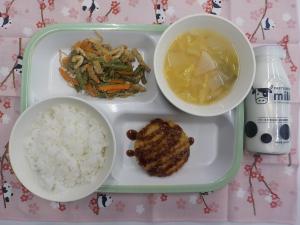 給食の写真
