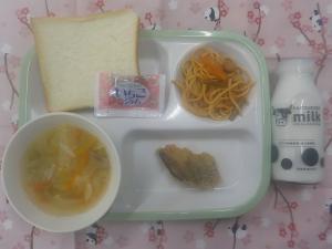 給食の写真
