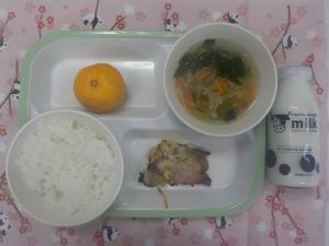 給食の写真