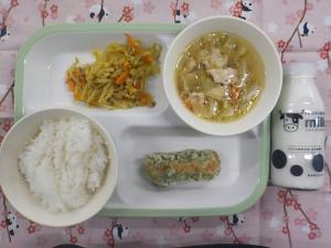 給食の写真