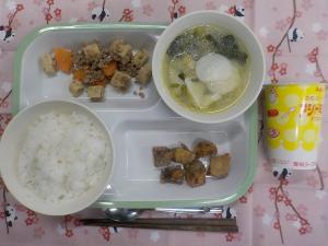 給食の写真