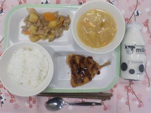 給食の写真