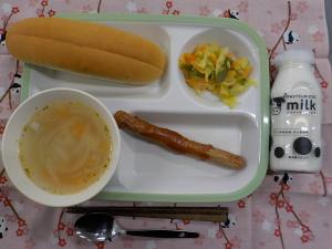 給食の写真