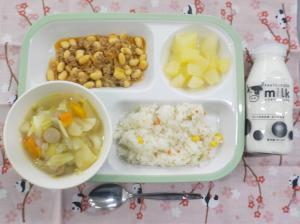 給食の写真