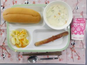 給食の写真