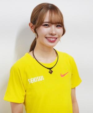 山本有真