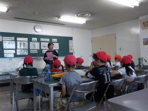 給食センター訪問時のようす