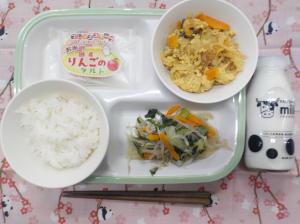給食の写真