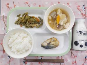 給食の写真