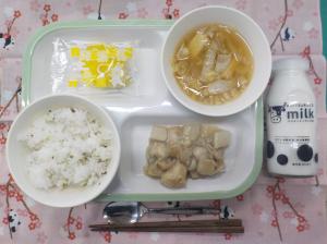 給食の写真