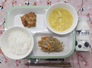 給食の写真