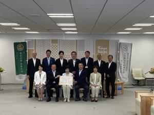 協定締結式の様子